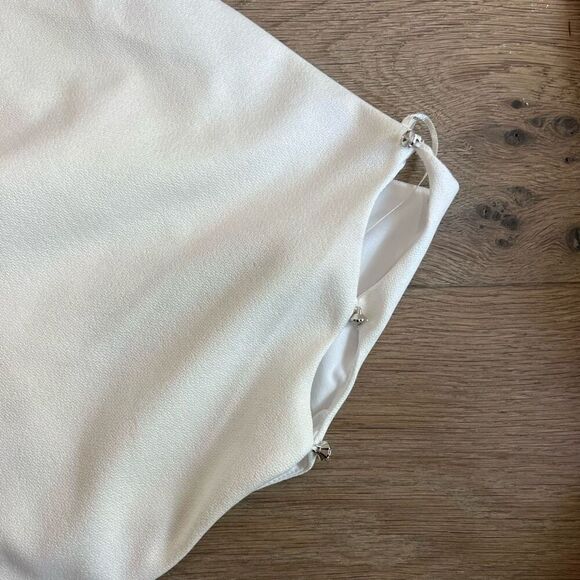 Zara Women's White Sleeveless Asymmetrical Cut-Out Cropped Tank Top Size Large - Picture 2 of 7
